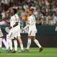 Agressão no vestiário entre jogadores aumenta crise no Real Madrid