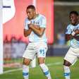 Carlos Vinícius espanta "fantasma" com gol de pênalti: "Estou lá para bater"