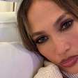 Jennifer Lopez surpreende ao surgir sensualizando no Instagram