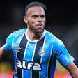 Braithwaite volta a marcar após lesão grave e emociona torcida do Grêmio