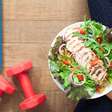 Quer manter a massa muscular? Harvard aponta 5 nutrientes indispensáveis