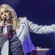 Bonnie Tyler é colocada em coma induzido após cirurgia intestinal de emergência