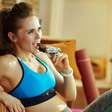 5 snacks fitness práticos para comer antes do treino