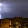 Como um fenômeno meteorológico único cria até 300 noites de relâmpagos na Venezuela