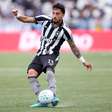 Em boa fase, Alex Telles concede entrevista para a BotafogoTV