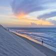 Essa vila de pescadores no Ceará, situada entre dunas de areia branca, é um dos destinos mais cobiçados pelos amantes do turismo de natureza