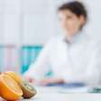 Nutricionista ou nutrólogo? Entenda as diferenças e saiba qual profissional você realmente precisa