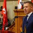 Após 16 anos de Orbán no poder, Peter Magyar toma posse na Hungria prometendo 'servir, não reinar'