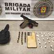 Pistola 9mm e carregador "caracol" são apreendidos com traficante no Litoral Norte