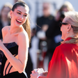 Há 20 anos, Anne Hathaway iniciou uma tradição bizarra que acaba de se repetir com O Diabo Veste Prada 2