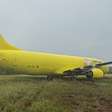 Avião cargueiro da Gol sai da pista após pouso em Salvador