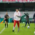 Pezzolano comemora empate em Curitiba