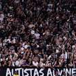 Corinthians identifica torcedores por arremessos de objetos durante clássico na Arena