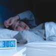 Dormir mal engorda? Entenda a relação com o metabolismo