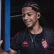Zé Lucas entra na mira de clubes de quatro países e futuro no Sport fica indefinido