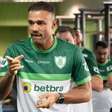 Após derrota para o Náutico, Roger Silva alfineta o Sport: "Treinador sai vencendo"