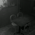 Garçom de restaurante acusa Ed Motta e amigos de xenofobia