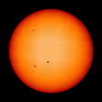 Hormônio do sol e DNA: como a vitamina D regula genes e pode ajudar na longevidade e saúde celular segundo a ciência