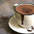 Chocolate quente cremoso igual ao de cafeteria: veja como fazer!