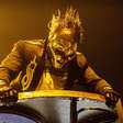 O Clown, integrante do Slipknot, vai passar por cirurgia
