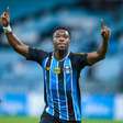 Amuzu manda recado após decisão do Grêmio: "Quando as coisas derem errado"