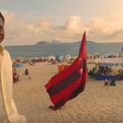Quem é Paulinho da Costa, primeiro brasileiro nato a ganhar estrela na Calçada da Fama