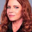 Além de Leilane Neubarth, outras estrelas da TV vivem romances com mulheres