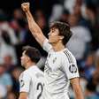 Mbappé é vaiado, mas Real Madrid vence Oviedo no Bernabéu
