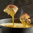 Fondue vegetariano: 4 receitas fáceis para preparar em casa