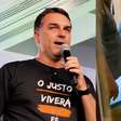 Vídeo mostra o momento em que dupla é retirada de evento de Flávio Bolsonaro por seguranças em SP