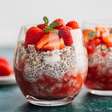 Pudim de chia com morangos: sobremesa surpreendentemente saudável e deliciosa