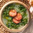 Caldo verde tradicional: espante o frio com uma receita cremosa e saborosa