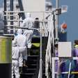 Navio de cruzeiro atingido por surto de hantavírus atraca em Roterdã