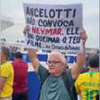 Torcedor pede em cartaz que Ancelotti não convoque Neymar: 'Vai queimar o teu filme'