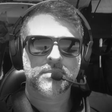 Piloto de helicóptero da polícia baleado por fuzil no RJ morre aos 46 anos