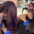 Ignorou? Reação de Neymar ao abraço da esposa, Bruna Biancardi, após convocação para Copa 2026 vira polêmica em vídeo: 'Nem olha para ela'; assista