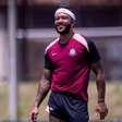 Memphis sente a panturrilha e tem retorno adiado no Corinthians