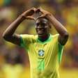 Luiz Henrique promete levar passinho do Jamal pernambucano para a Copa do Mundo