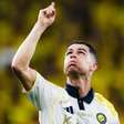 Cristiano Ronaldo marca duas vezes, chora em campo e é campeão da Liga Saudita com o Al-Nassr