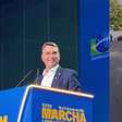 Flávio Bolsonaro irá aos Estados Unidos para reunião com Trump, diz pré-campanha