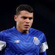 Livre no mercado, Thiago Silva vira alvo de gigante europeu