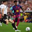 Lewandowski marca em despedida, mas Barcelona perde