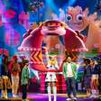 De elenco nota 10 à cenografia impecável: 'Espelho Mágico: o musical' entrega pura nostalgia da TV, mas 2 erros ligam alerta de noveleiros