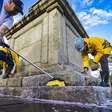 Concluída primeira etapa de limpeza e manutenção de monumentos no Centro Histórico