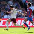 Com gol de Gabriel Jesus, Arsenal vence o Crystal Palace no jogo de entrega da taça