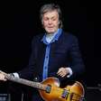 Paul McCartney revisita o passado com esplendor em uma nova obra-prima solo