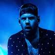 Caleb Shomo, do Beartooth, se declara gay: 'Afoguei meus sentimentos'