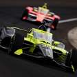 Indy 500: Power e Rossi abandonam após falhas mecânicas