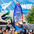Italo Ferreira é campeão de etapa da WSL na Nova Zelândia e assume liderança do ranking