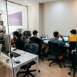 Trabalhadores tech estão entre os mais bem pagos. Ainda assim, metade teme perder espaço para a IA